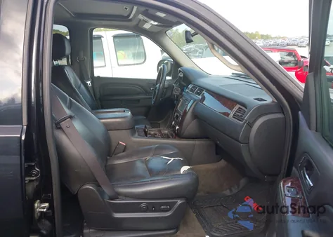 2012 GMC Yukon Xl 1500 Denali из США, поврежденный, VIN 1GKS1MEFXCR282534